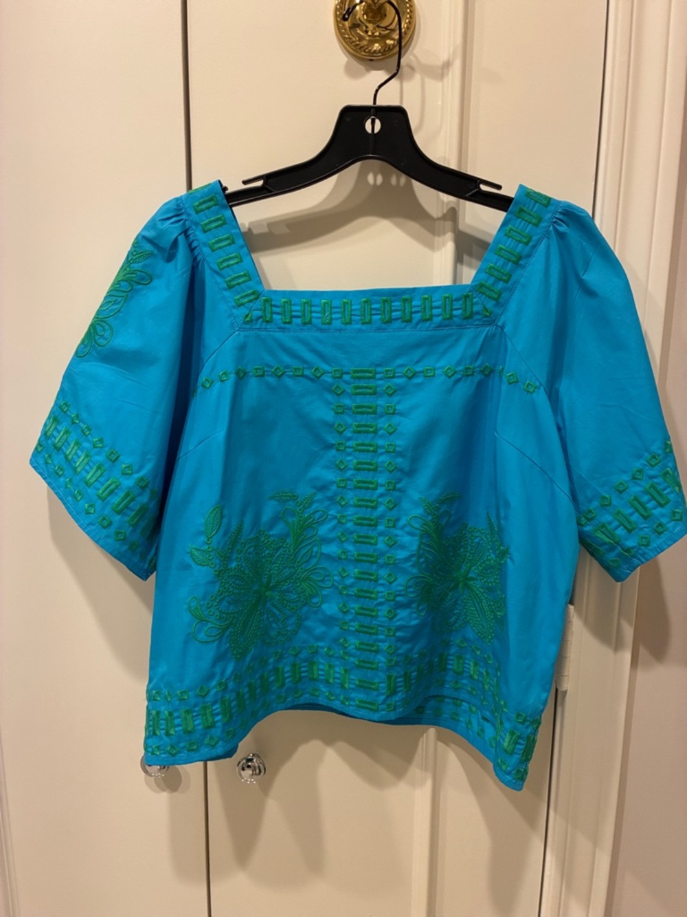 Avara Top